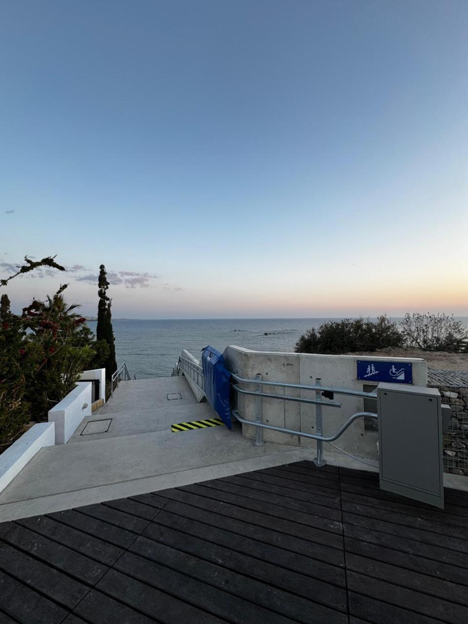 Serenity Corner Paphos Exterior foto